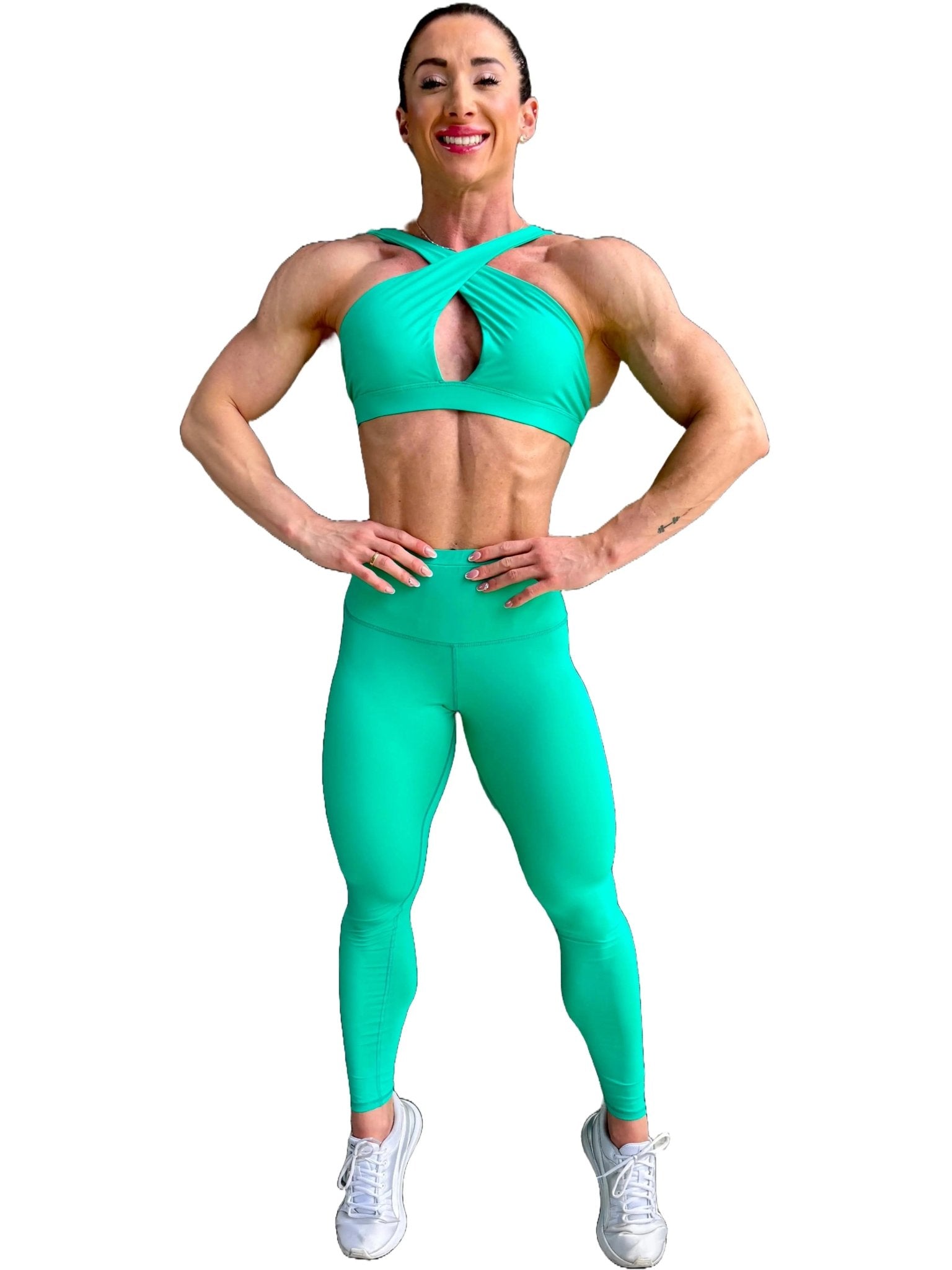 Mujer vistiendo los leggings compresivos de cintura alta Legging Myself de LUXFEEL en color Verde Menta, que ofrecen un efecto segunda piel.