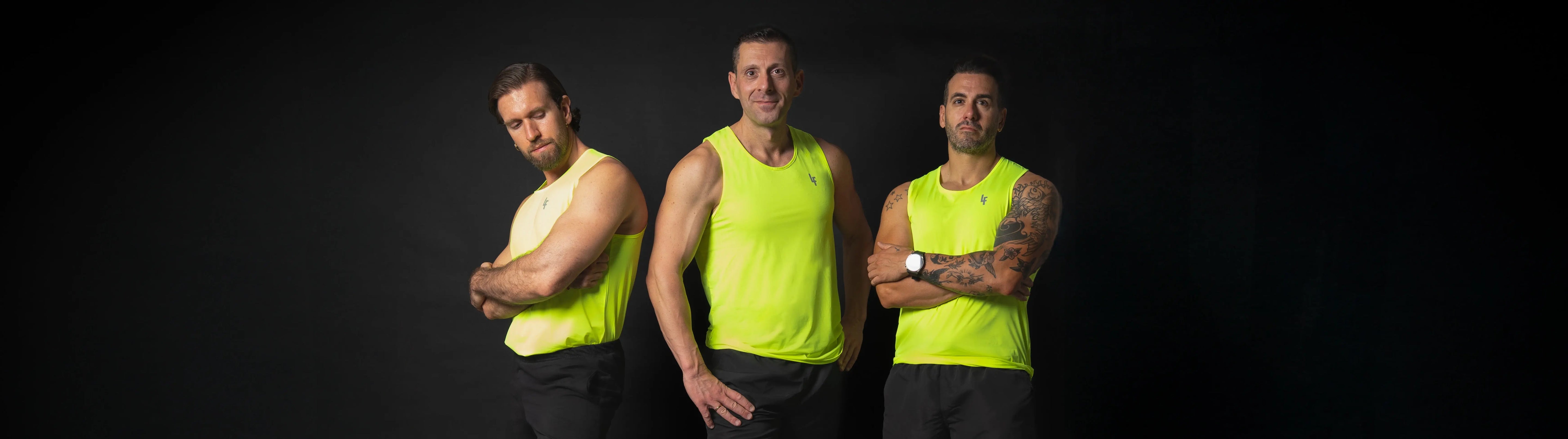 Modelos con la camiseta sin mangas técnica MAN-U - Colores Amarillos
