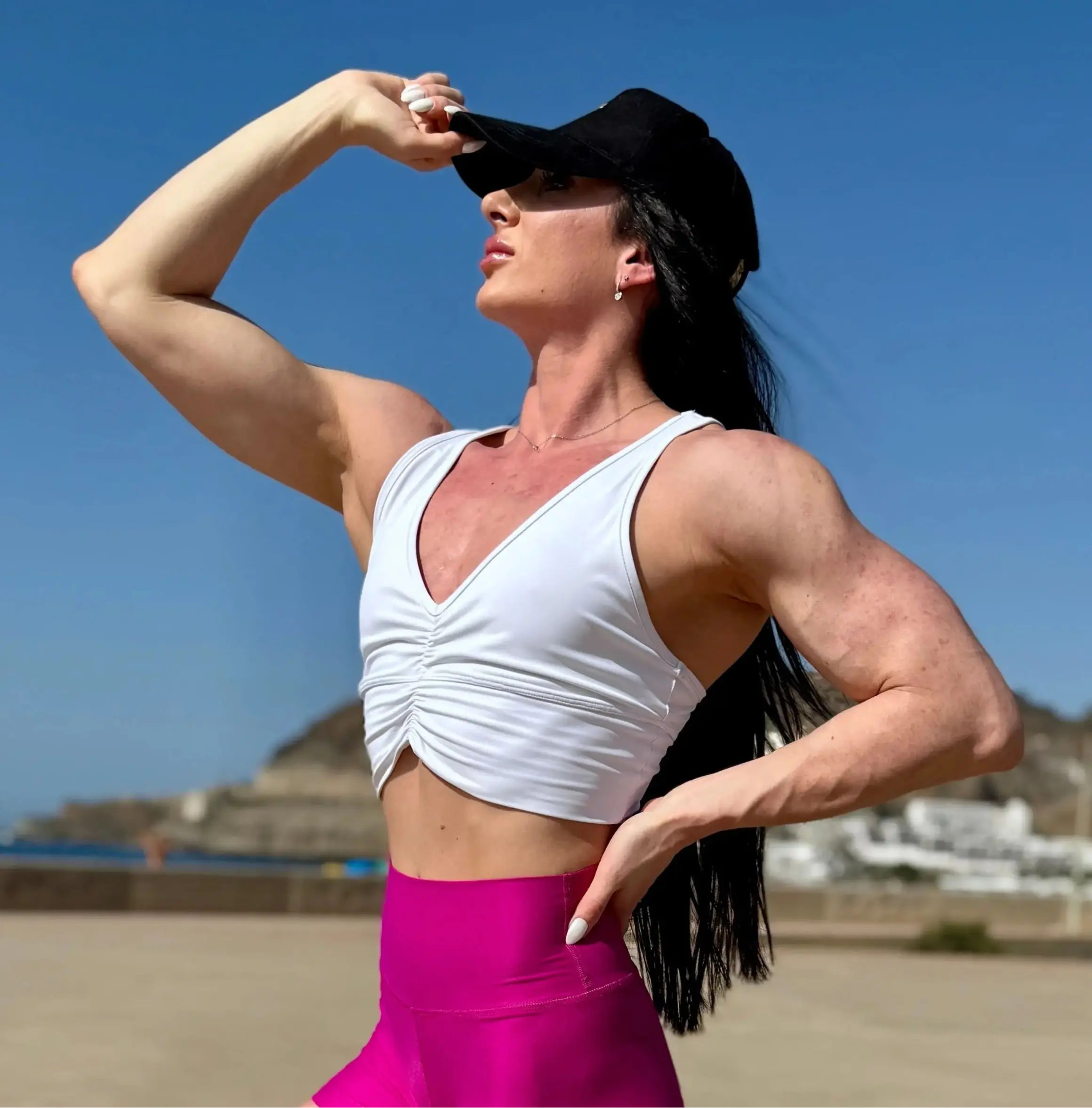 Top Adela: El Crop Top Deportivo LUXFEEL